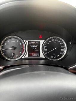 SUZUKI VITARA 1.6 VVT GLX 4x4, r.v. 2016, 137 000 km - 7