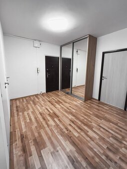 Štýlový 3 izbový byt v Poprade na prenájom - 7