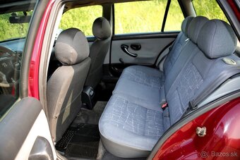 Predám pekný Peugeot 406. 2.hdi 66 kw - 7