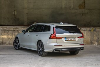 Volvo V60 2019 140kw aj na splátky - 7