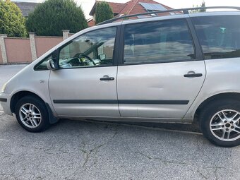 Ford Galaxy - 7