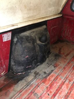 Predám Škodu Felicia Pickup 1.3 mpi - 7