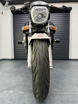 SUZUKI GSR 600, r.2007 - 7