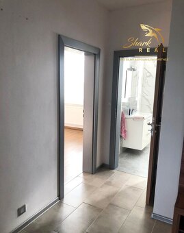 PEKNÝ VEĽKY 3 IZBOVÝ BYT S LOGGIOU AJ SO ZÁHRADOU - 7