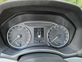 KOZENE SEDACKY SKODA OCTAVIA 2 - vyhrievané - 7
