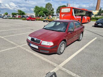 Škoda octavia 1.6 75kw Tour - 7