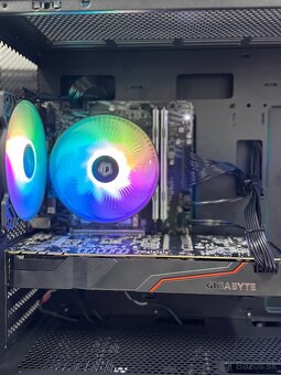 🟢 Predám desktop PC – i5 10400 / 16GB RAM / GTX 1080 /W11 - 7