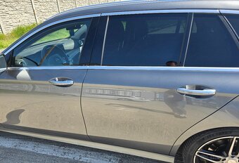Mercedes  E220d - 7