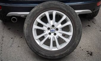 VOLVO XC60 2,4D A/6 136kw - 7