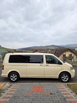Volkswagen Transporter Caravelle 2.5TDI - 7