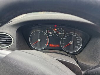 Predám Ford Focus 1,6 TDCi - 7