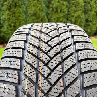 NOVÁ ZIMNÁ SADA R18 245/45 5x112 - 7