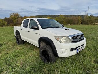 Toyota Hilux 2.5 D-4D M/T - 7