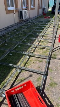 Nastaviteľná podlaha Uniflair Schneider Electric - 7