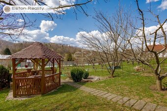 Precízne udržiavaná záhrada 503 m2 s chatou, Vydumanec - 7
