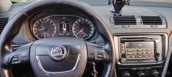 Škoda Octavia 2 facelift 1.6tdi - 7