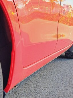 Toyota Yaris Hybrid 2015 Facelift 4-valec - 7