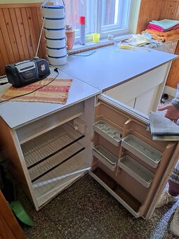 Kompletný interiér zo staršieho domu - 7