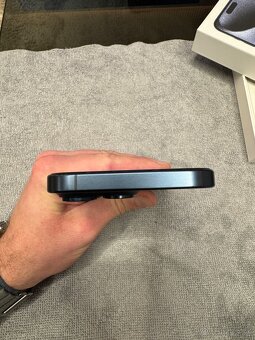 Predám iPhone 15 pro max 256gb Blue Titanium - 7