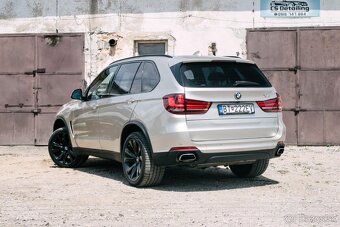 BMW X5 xDrive50i A/T - 7
