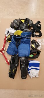 Hokejova vystroj - 7