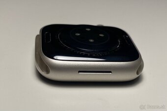 Apple Watch 8, batéria 89% - 7