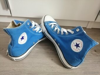 Converse modre - 7