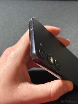 Samsung Galaxy S23 5G - 256GB - 7