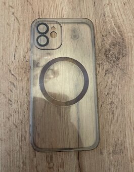 iPhone 12 - 7