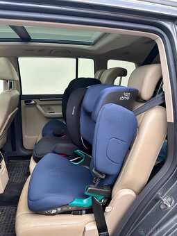 VW Touran 1.6tdi 2011 - 7