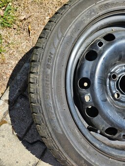 Letné pneumatiky 195/55R15 s diskmi a puklicami - 7
