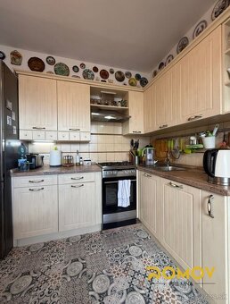 3 izbový byt s balkónom obklopený zeleňou - 7
