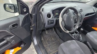 Ford Fusion - 7