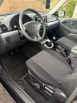 Suzuki Grand Vitara 1.6 VX benzin 4x4 bez korozie - 7