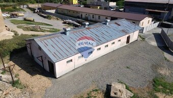Perspektívna budova s pozemkom 2348m2, pri Hanušovciach nad  - 7