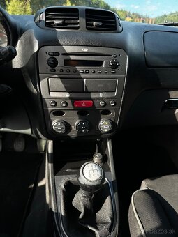 Alfa Romeo 147 1,9 jtd - 7