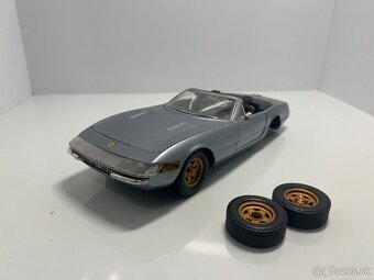 Modely aut 1:18 na diely/prerábku - 7