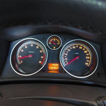 Predam Opel Astra Twintop 2008 - 7