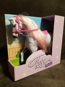 Dievčenské hračky - zabelené: koník, bábika, korálky - 7