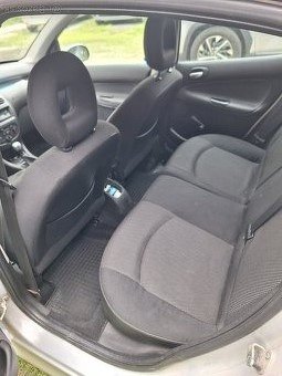 Predám Peugeot 206 - 7