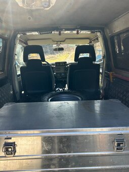 TOYOTA LANDCRUISER HZJ 73 - 7