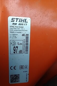 Benzínová kosačka Stihl - 7