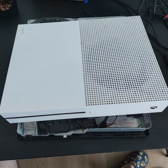 Šasi, chladič s konzole Xbox One S - 7