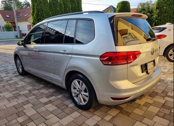 Volkswagen Touran 2.0 TDI SCR 150k Edition Highline DSG - 7
