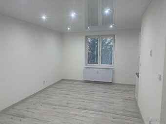 2 izbový byt s balkónom - 7