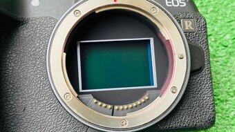Canon EOS RP - 7