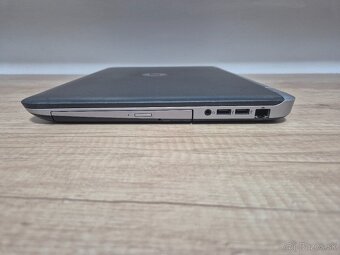 HP Probook 450 G3 /Intel Core i5-6200U/8GB RAM/HD/256GB SSD - 7