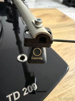 Thorens TD 209 Triangle + Goldring G1042 - 7