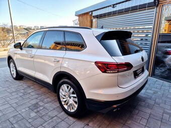 VW TOUAREG rok.2021 /3.0 V6 TDI /170 KW /4x4 -aut / DPH - 7