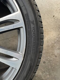 Komplety Audi A7 265/35 r20 5x112 - 7